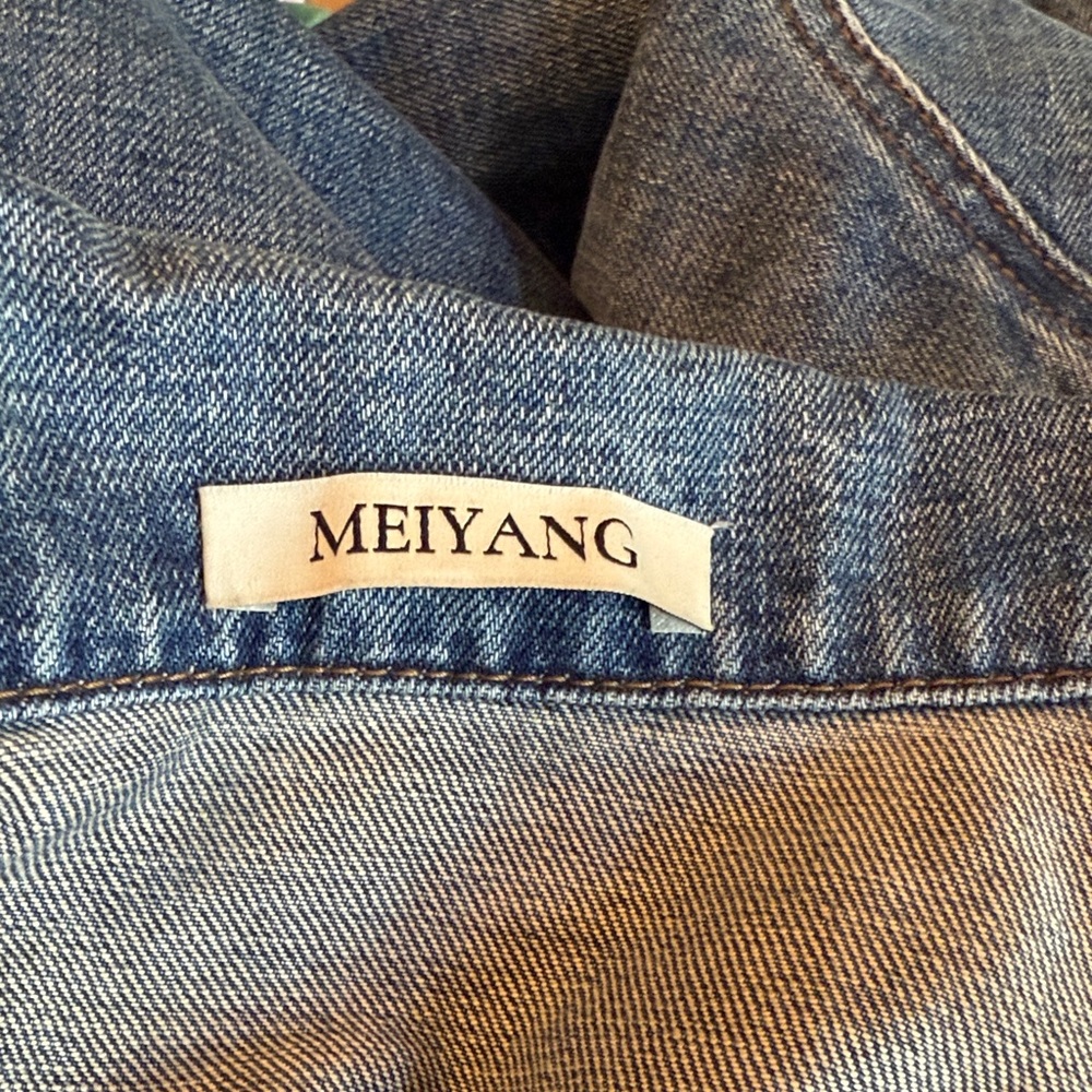 Classic Blue Denim Jean Jacket - Picture 4 of 6